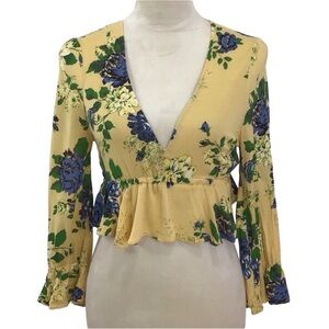 Urban Outfitters Boho Floral V Neck Peplum Crop Top Size Small NEW